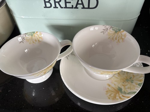 Laura ashley cup - ashley, /saucer