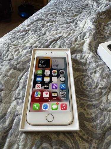 Iphone 32gb unlocked - iphone,