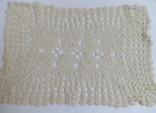Pretty vintage style cream - pretty,