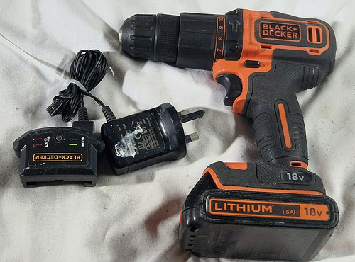 Black decker bcd700s - &,