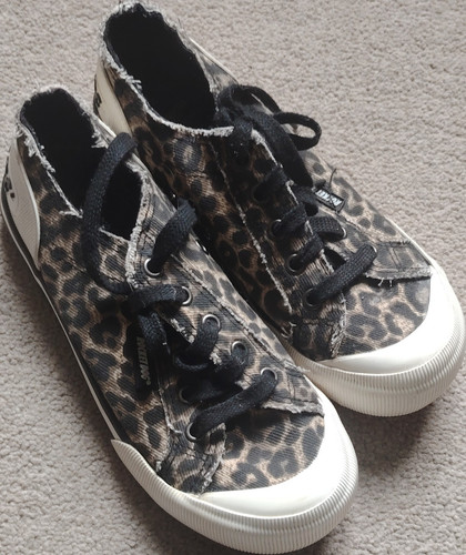 Rocket dog leopard print - leopard,