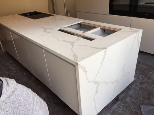 Calacatta luxe quartz - calacatta,