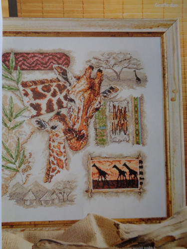 Mother baby giraffe duo - &,