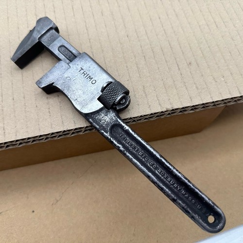 Antique trimo pipe wrench - 6”,