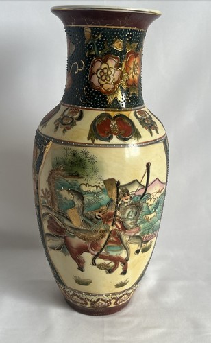 Satsuma vase hand painted - satsuma,