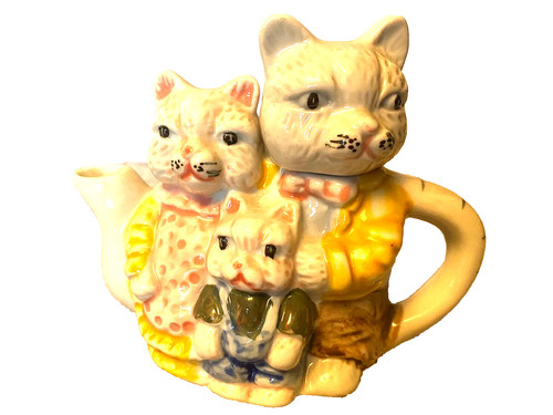 Retro collectable cat - collectable, family