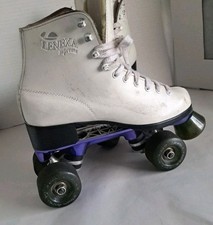 Retro White Quad Roller Skates