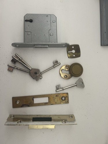 Fully functional legge lock - functional,