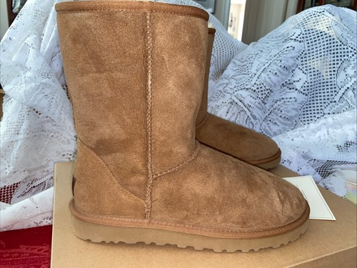 New box ugg australia - new,