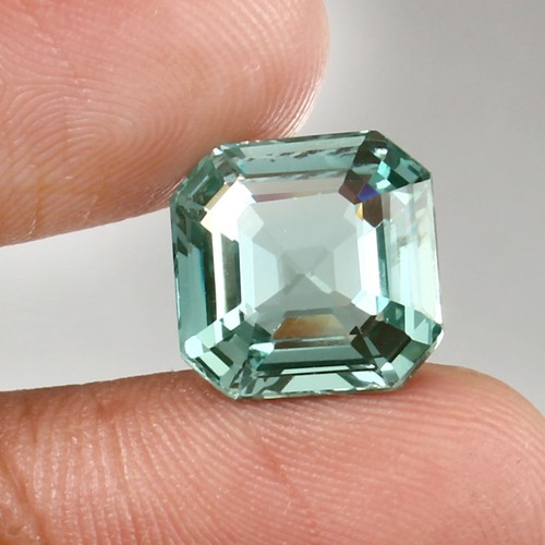 Aaa natural flawless green - natural,