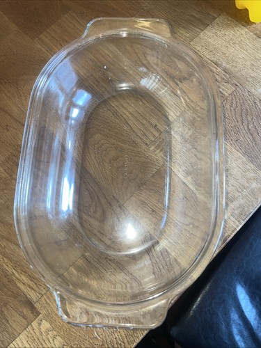Pyrex vintage casserole dish - vintage,