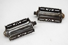 WEBB, EARLY TYPE VINTAGE BICYCLE STEEL RAT TRAP PEDALS, C.1940s