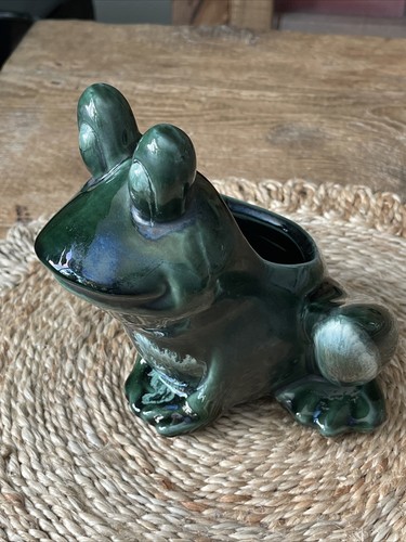 Vintage hull pottery green big - pottery,
