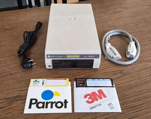 Commodore sfd 1001 - floppy, disk