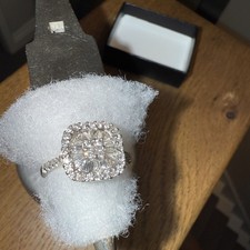 18 Carat White Gold Diamond Ring Stamped On Inside Shank 18k