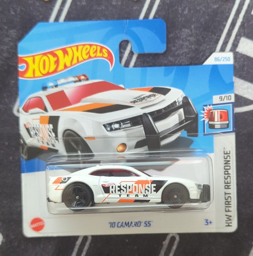 Hot wheels first response - hot,