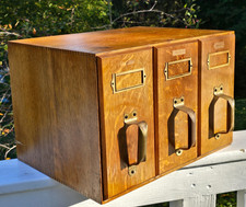 Antique Weis Arts & Crafts
