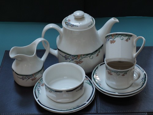 Exquisite royal doulton juno - royal,