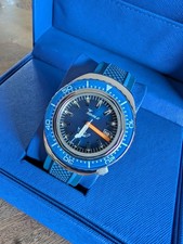 Squale 2002A (2002.SS.BL.BL.HT) Blue Dial Diver's watch