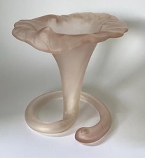 Vintage Art Nouveau Satin Pale Pink Trumpet Flower Art Glass Vase 6.75" Tall