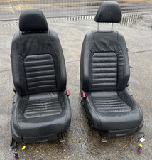 VW JETTA Mk7 5dr Front black