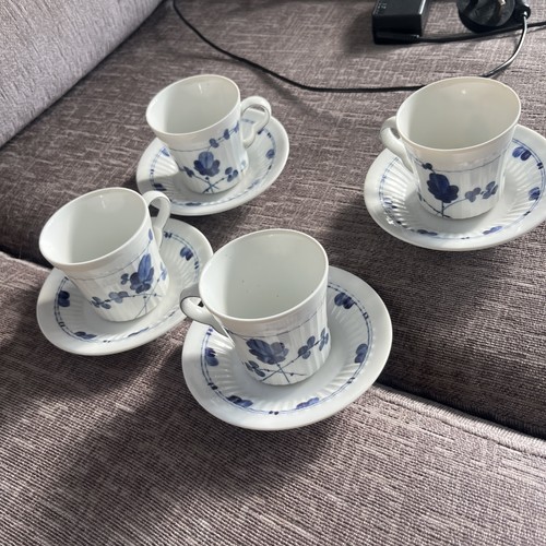Royal worcester cup and - worcester,