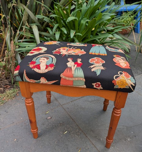 Solid pine stool - pine,