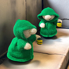 KNITTING PATTERN - Traitors inspired chocolate orange cover/ 15 cms toy