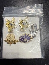 5 x Charity Pin Badges (Alice House x2, White Flower & Others)