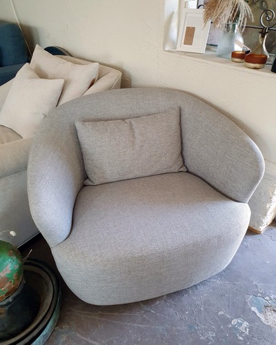 Couch oversized round - &,