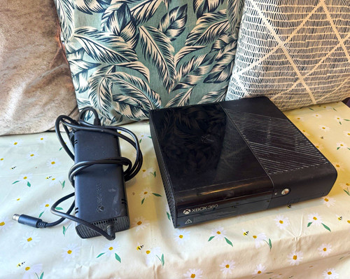 Microsoft xbox 360 4gb - xbox,