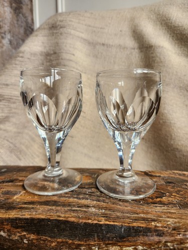Antique cut glasses pair - glasses, x2