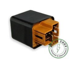 507-Mitsubishi 90-10 3-Pin Black Charging Alternator Safety Relay MD113566 Omron