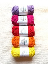5 balls x 50g Hobbii : Rainbow
