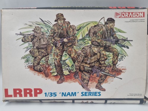 Plastic soldiers military - soldiers,