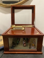 Mr. Christmas Animated Holiday Wooden Symphonium Music Box Ballroom dancing