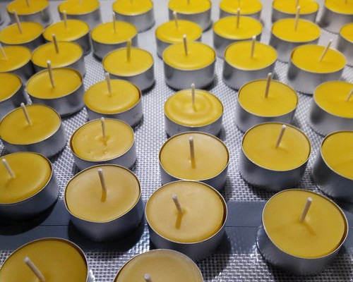 Beeswax tealights natural - beeswax,