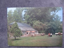 VINTAGE POSTCARD OF GARDEN