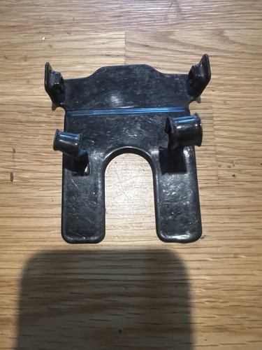Kawasaki z900 air box - z1, stay