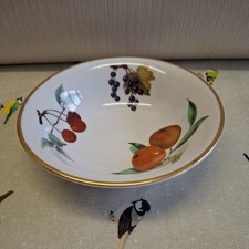 Royal Worcester Evesham Gold