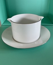 Thomas Medallion Double Lipped
