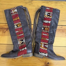 Howsty Aisha Tapestry Boots