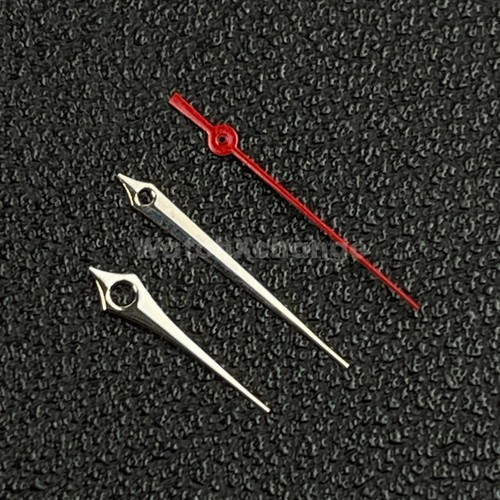 Silver red seiko hattori - red,