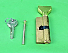 ISEO 825935357 cylinder turn lock ( L=70 , C=35 , D=35 OTT )(M932)