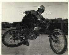 1987 Press Photo Mike Baker