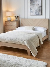 Kentford King Bed Oak Durable