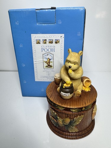 Border fine arts - fine, pooh