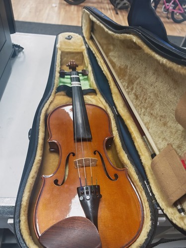 Stentor student violin size - 1,