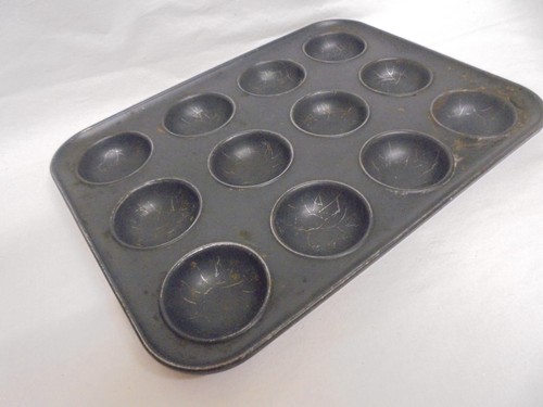 Vintage twelve hole jam tart - hole,