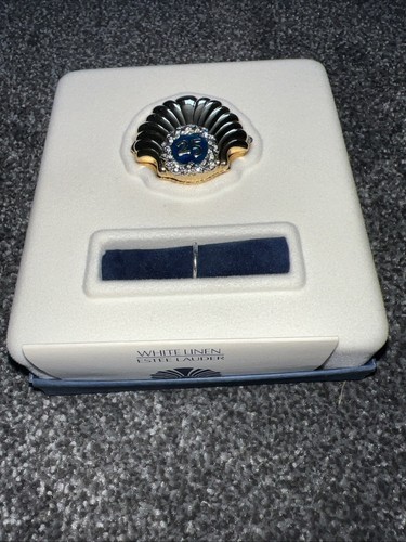 Estée lauder vintage - estée, compact